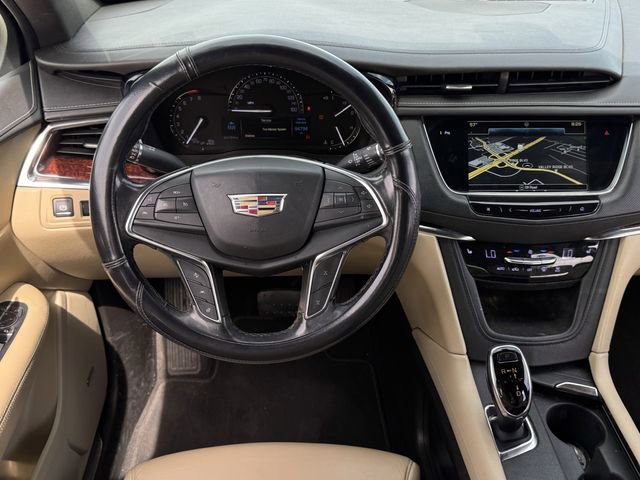 Used 2019 Cadillac XT5 Luxury image 11