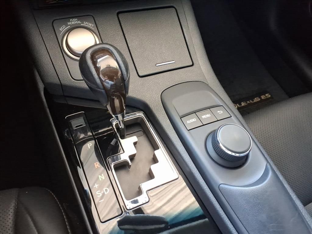 Used 2015 Lexus ES 350 w/ Premium Package FWD image 24