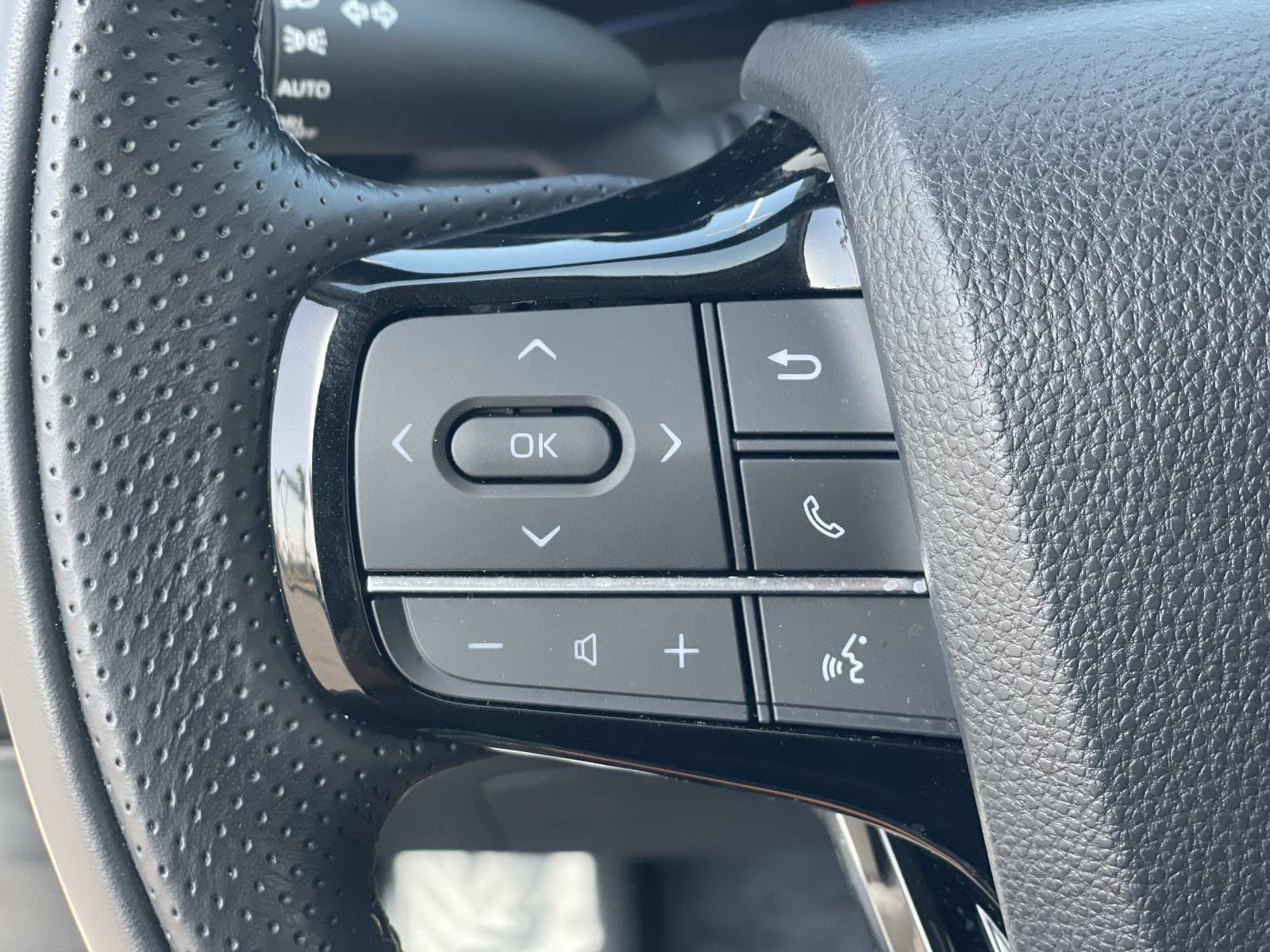 Used 2023 Toyota Mirai XLE image 8