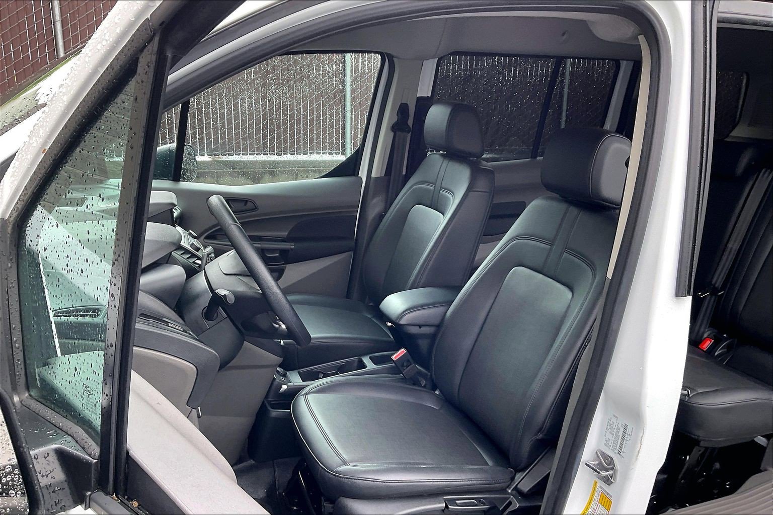 Used 2022 Ford Transit Connect XL image 25