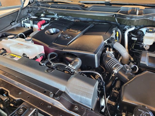 Used 2022 Toyota Tundra SR5 w/ Convenience Package image 34