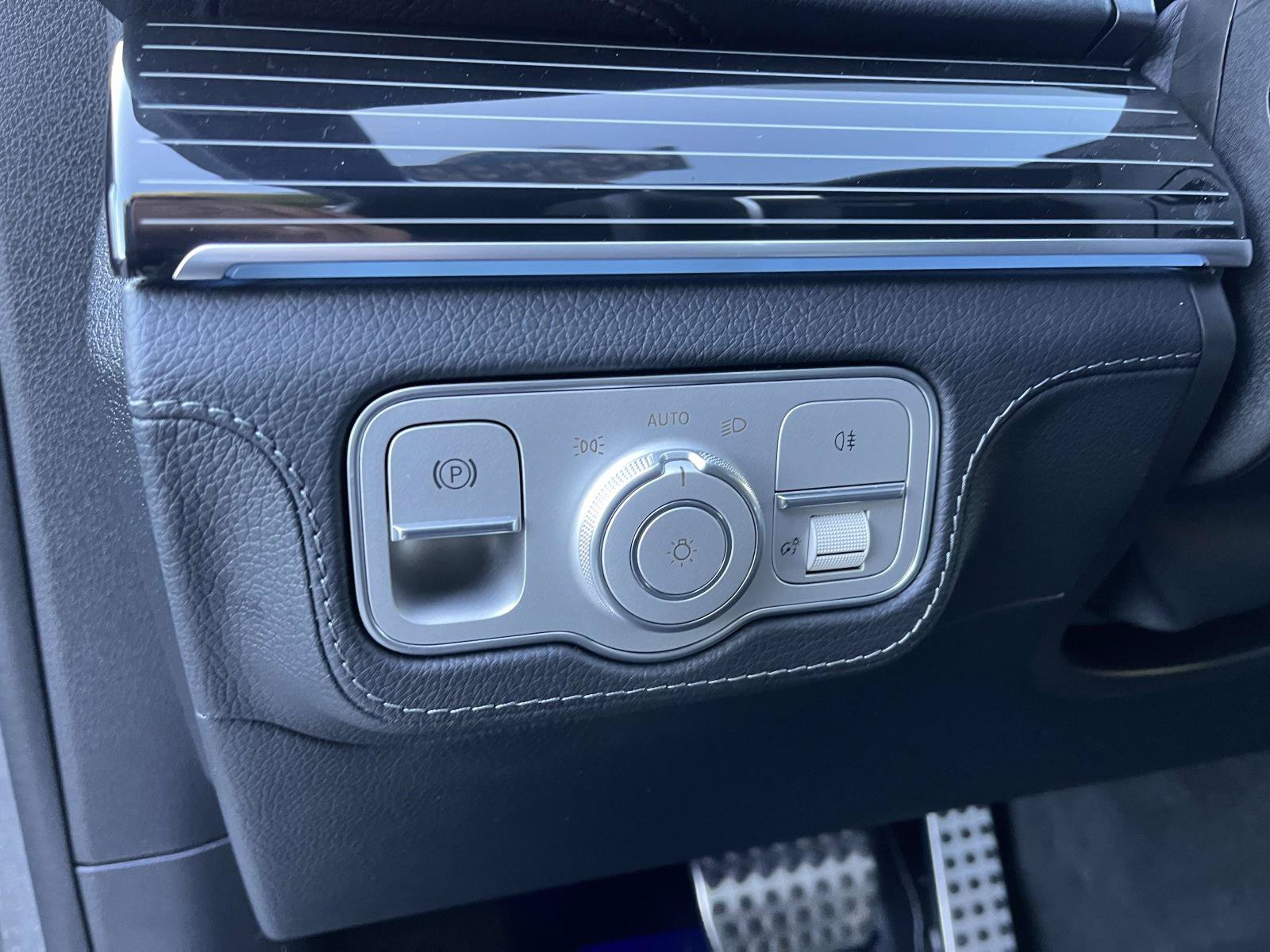 Certified 2026 Mercedes-Benz GLS 580 4MATIC image 22