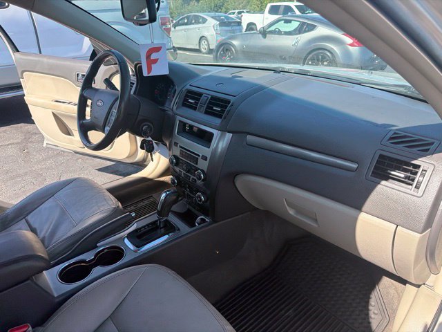 Used 2010 Ford Fusion SEL FWD image 21