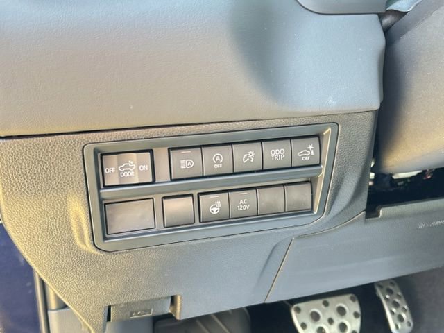 New 2026 Toyota Tundra Platinum AWD/4WD image 33