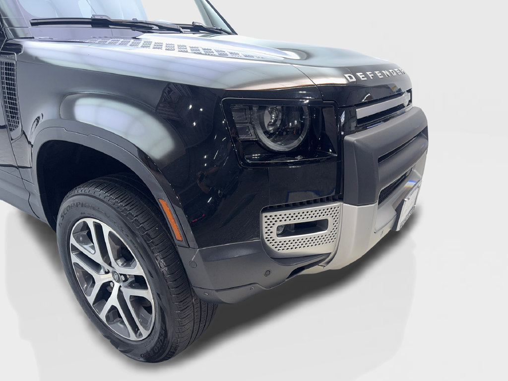 Used 2023 Land Rover Defender 110 SE AWD/4WD image 19