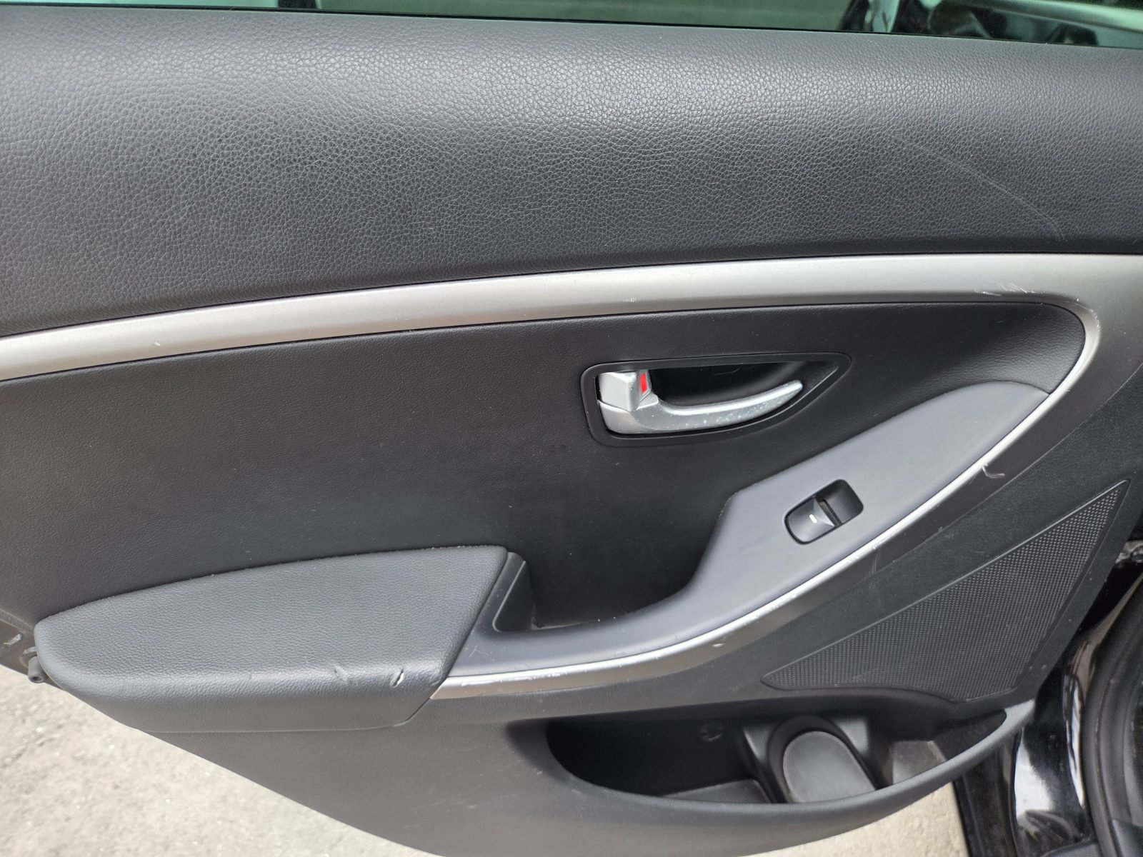 Used 2013 Hyundai Elantra GT w/ Style Pkg FWD image 7