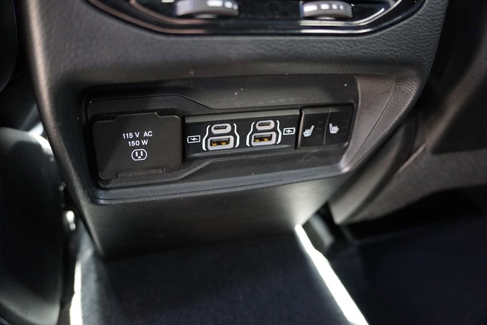 Certified 2025 Jeep Grand Cherokee Limited image 18