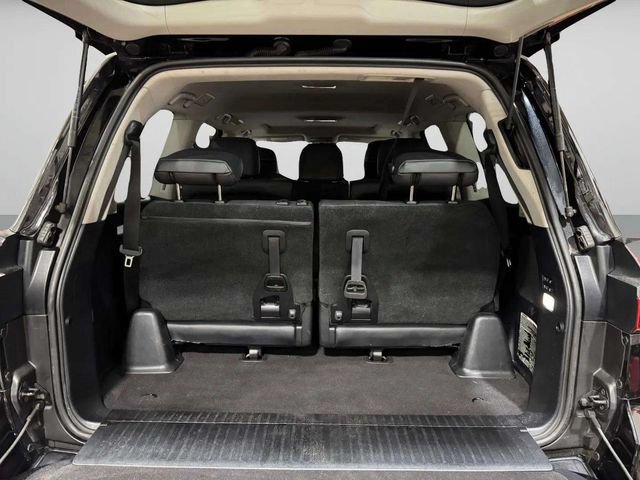 Used 2019 Lexus LX 570 4WD w/ Luxury Package image 36