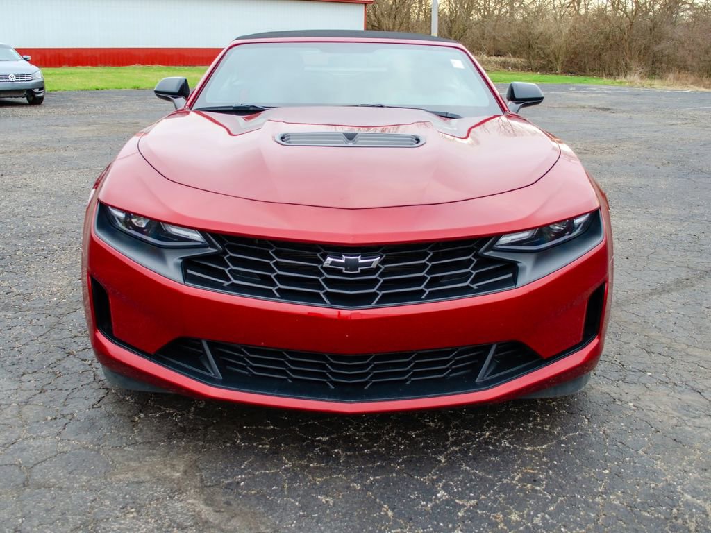 Used 2022 Chevrolet Camaro LT w/ Technology Package image 9