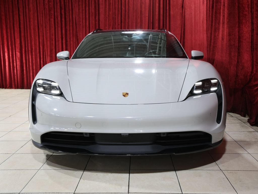 Used 2022 Porsche Taycan 4 Cross Turismo AWD/4WD image 9