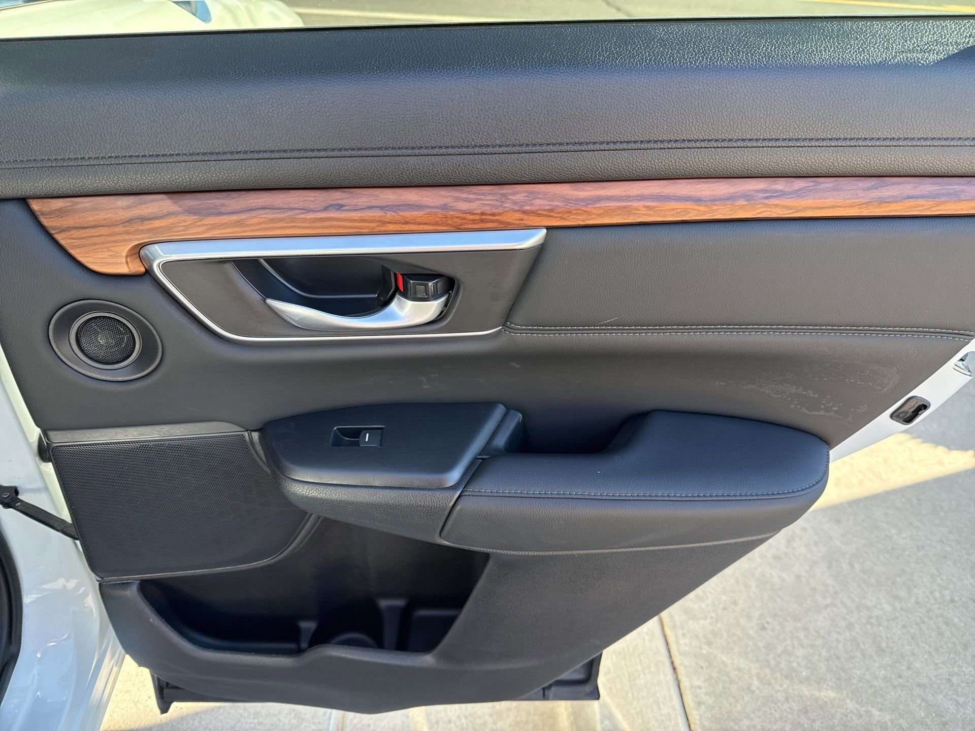 Used 2020 Honda CR-V EX-L image 30