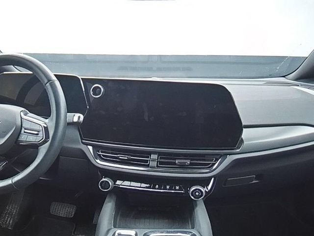 Used 2024 Chevrolet Equinox EV RS FWD image 25