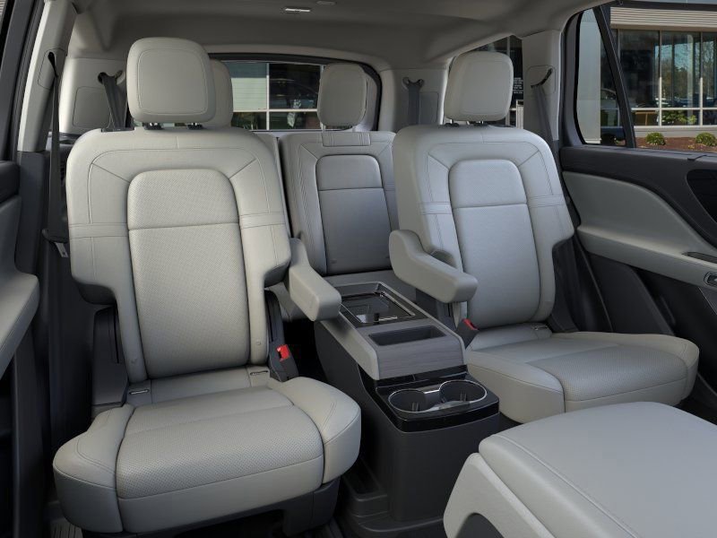 New 2026 Lincoln Aviator Reserve AWD/4WD image 11