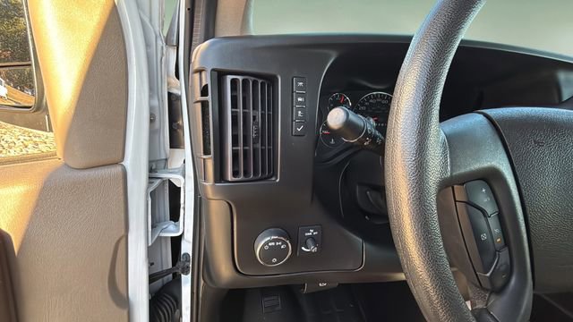 Used 2023 GMC Savana 2500 w/ Driver Convenience Package RWD image 19