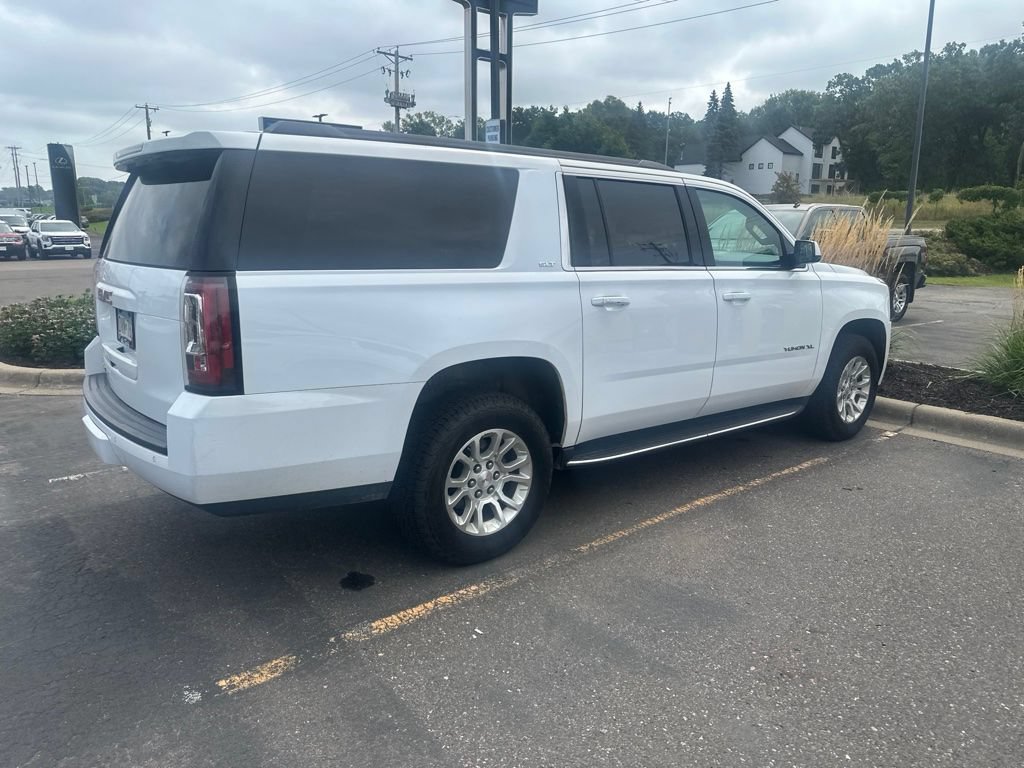 Used 2019 GMC Yukon XL SLT AWD/4WD image 8