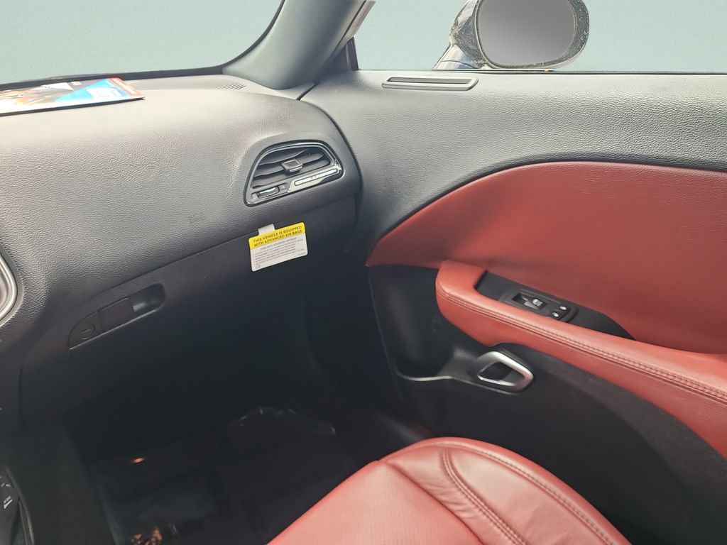 Used 2019 Dodge Challenger SXT w/ Blacktop Package image 18