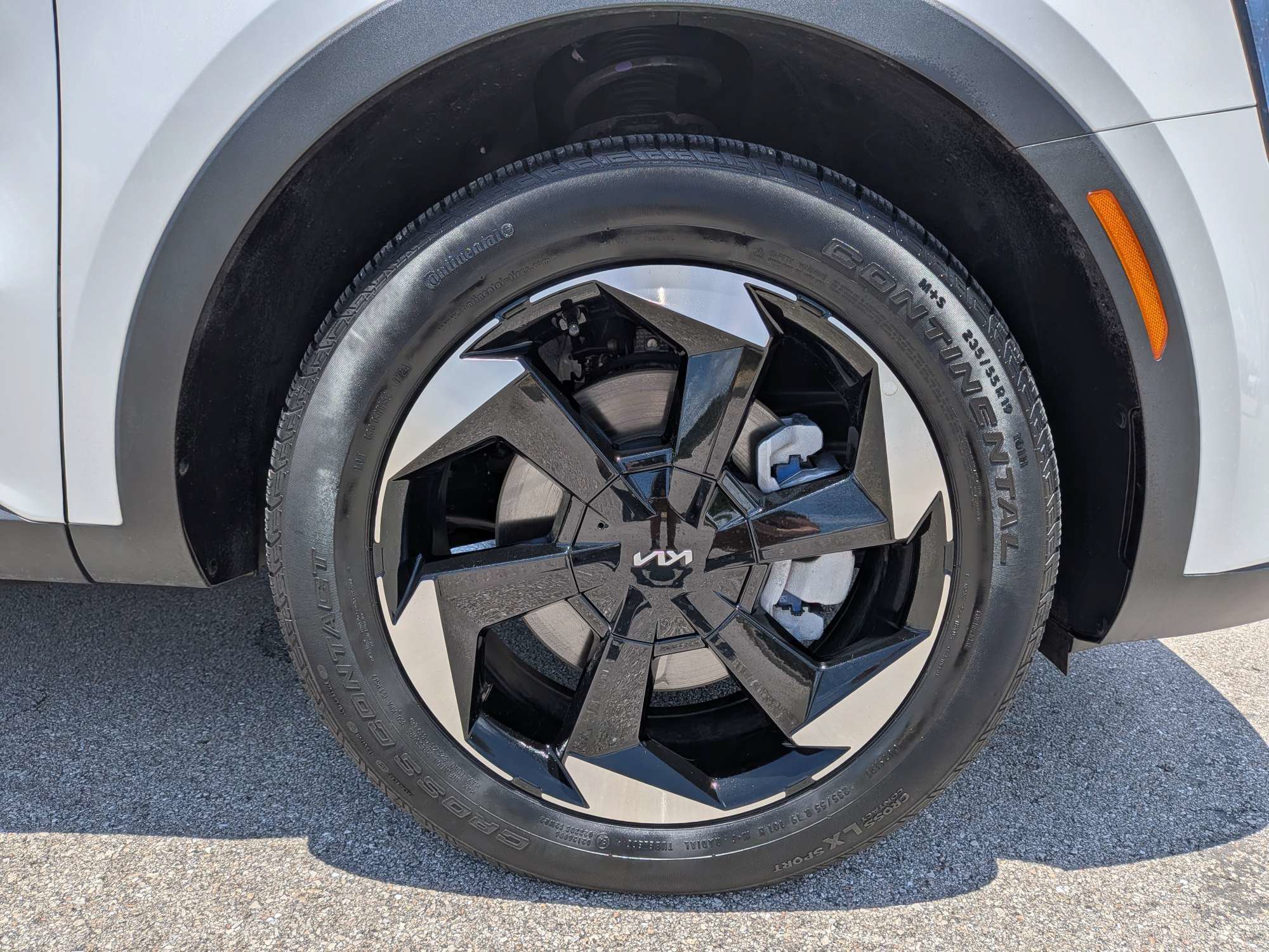 Certified 2025 Kia Sorento EX AWD/4WD image 11