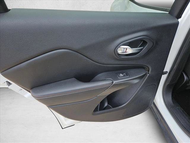 Used 2017 Jeep Cherokee 75th Anniversary image 12