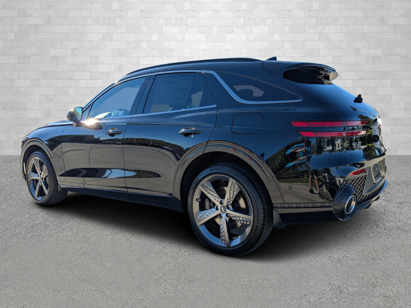 New 2025 Genesis GV70 3.5T Sport w/ Sport Advanced Package AWD/4WD image 4