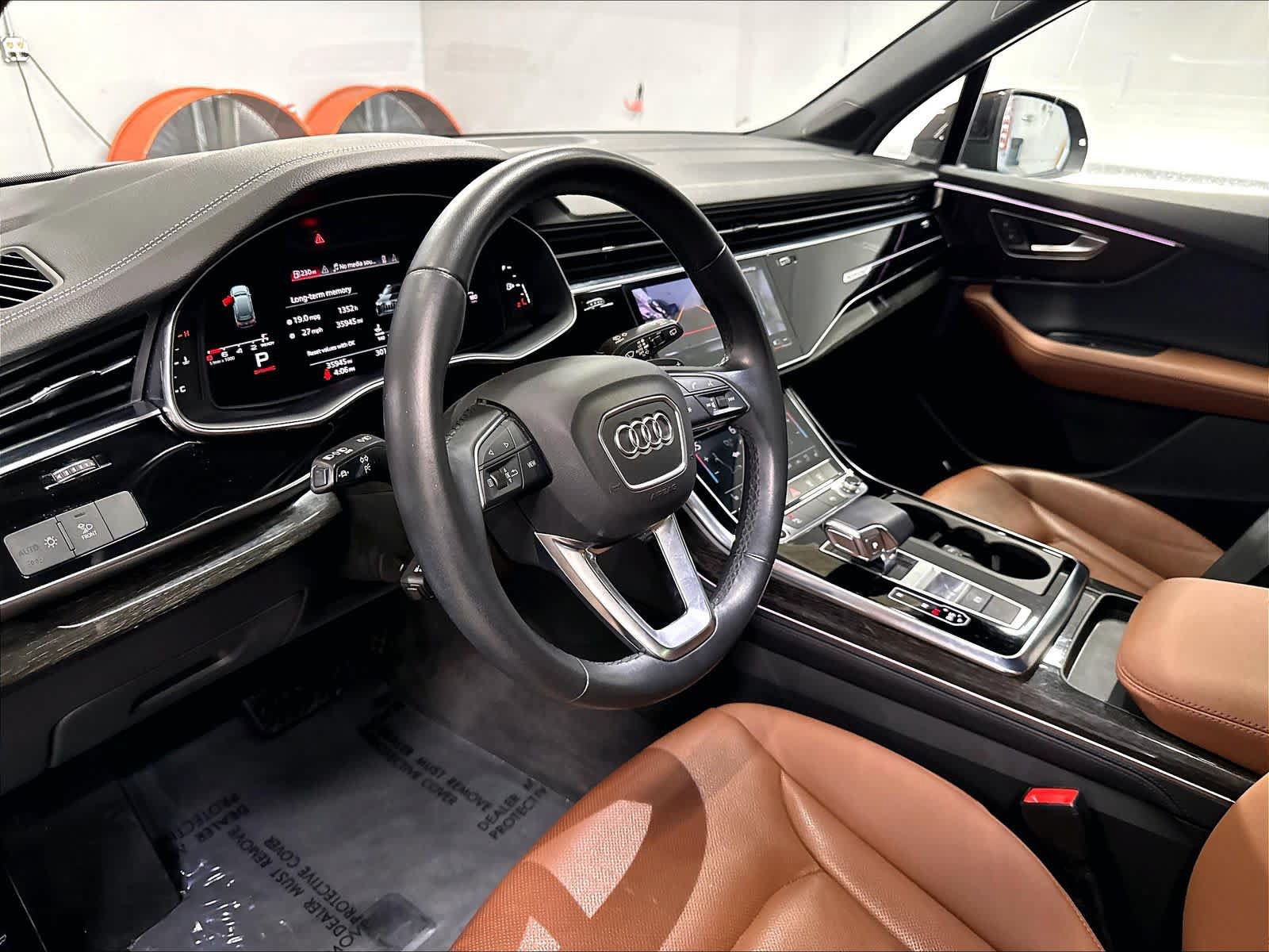 Used 2023 Audi Q7 3.0T Premium Plus AWD/4WD image 15