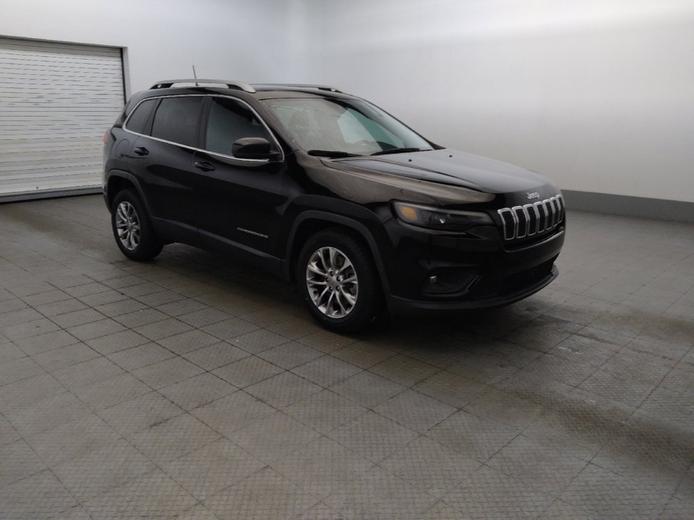 Used 2021 Jeep Cherokee Latitude Plus w/ Sun & Sound Group FWD image 11