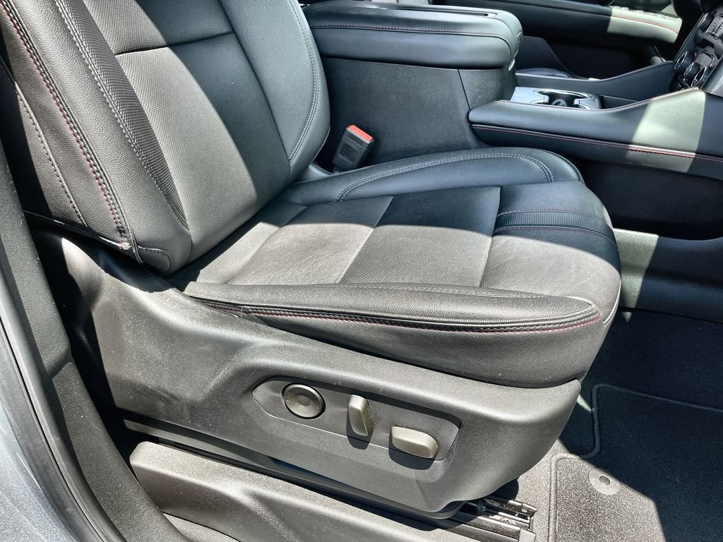 Used 2023 Chevrolet Tahoe RST AWD/4WD image 29