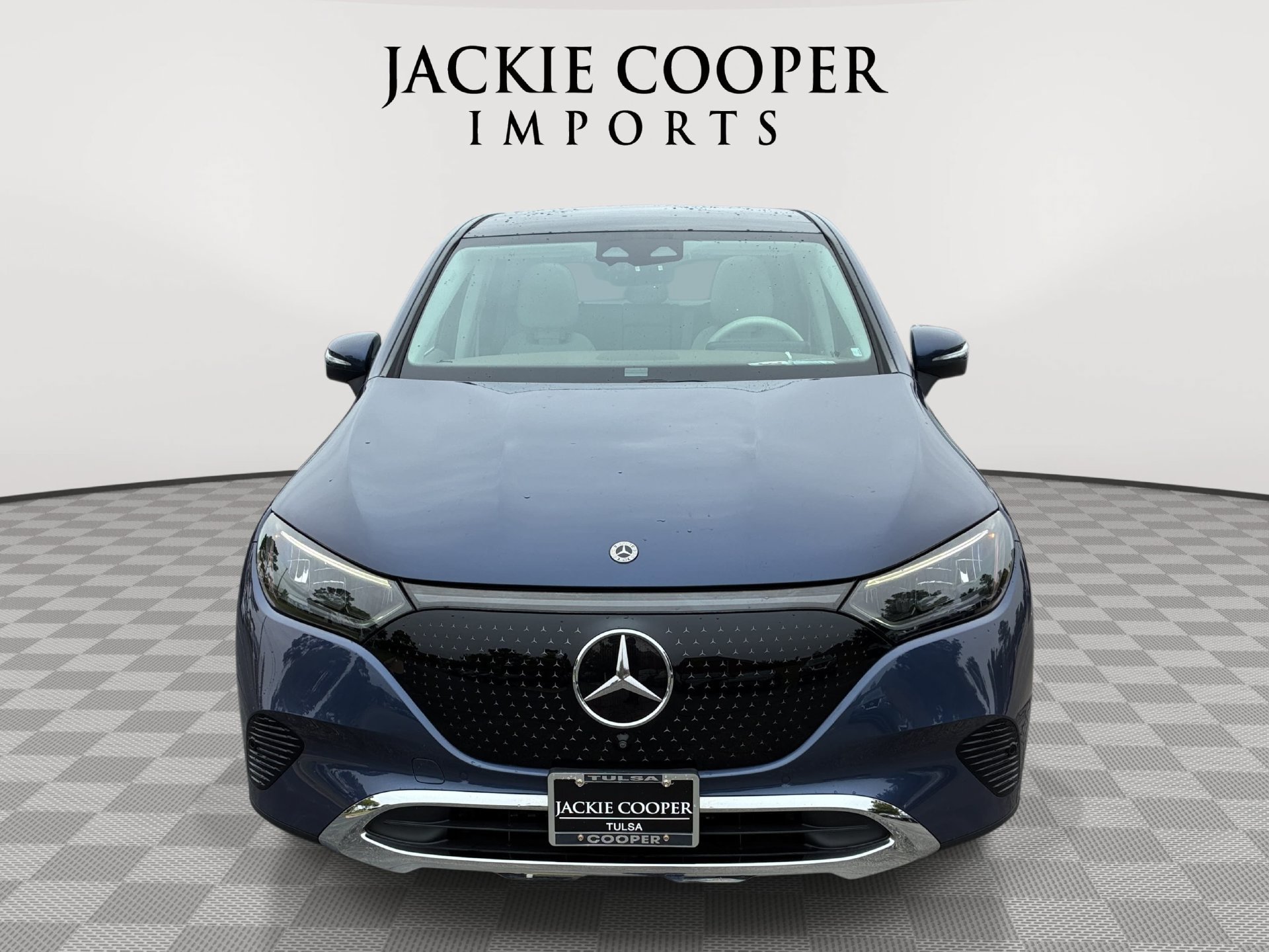 Used 2023 Mercedes-Benz EQE 350+ 4MATIC SUV w/ Exclusive Trim Package image 2