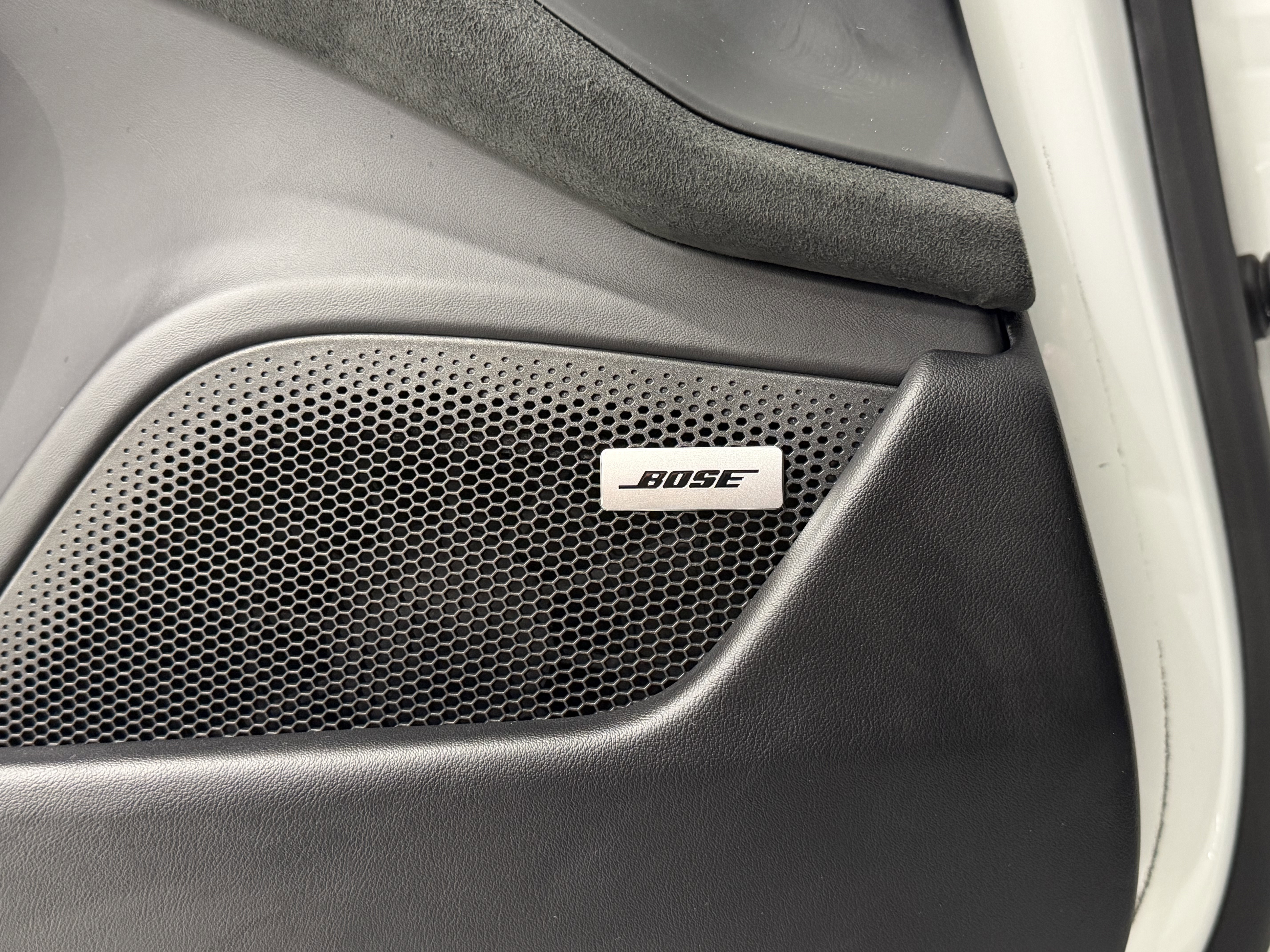 Certified 2024 Porsche Taycan GTS image 30