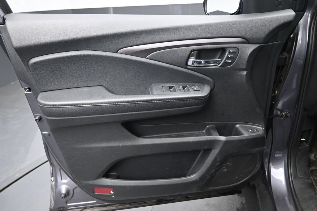 Used 2022 Honda Pilot Special Edition image 25