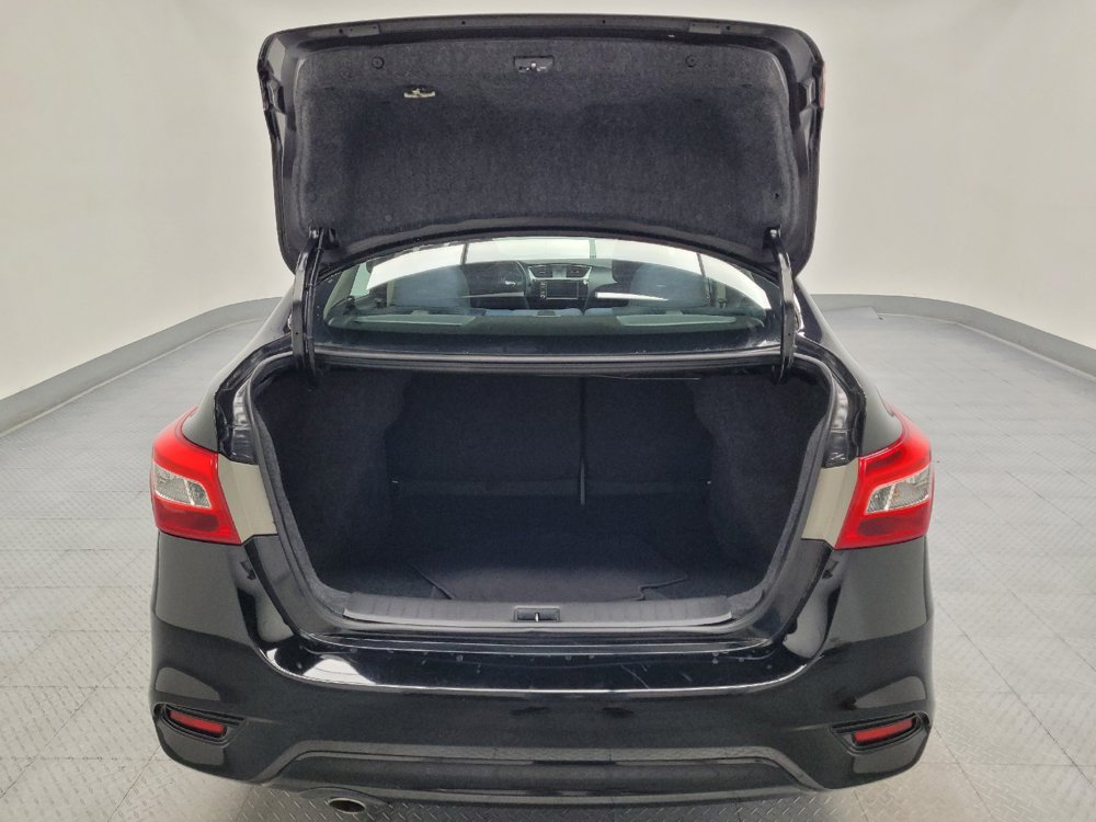 Used 2019 Nissan Sentra SR FWD image 29