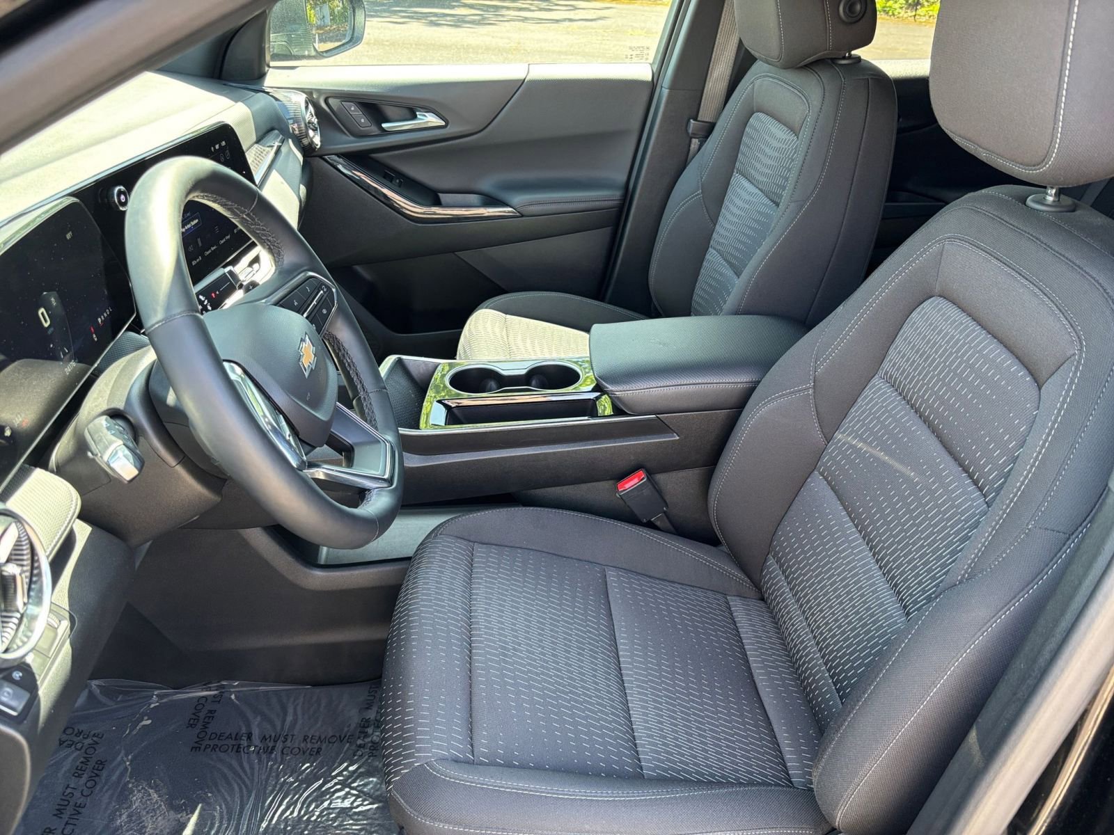 Used 2025 Chevrolet Equinox LT FWD image 36
