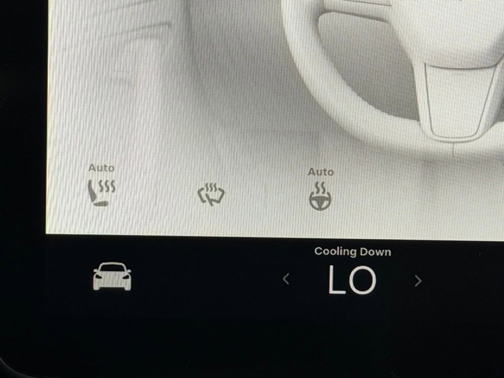 Used 2024 Tesla Model Y Long Range image 16