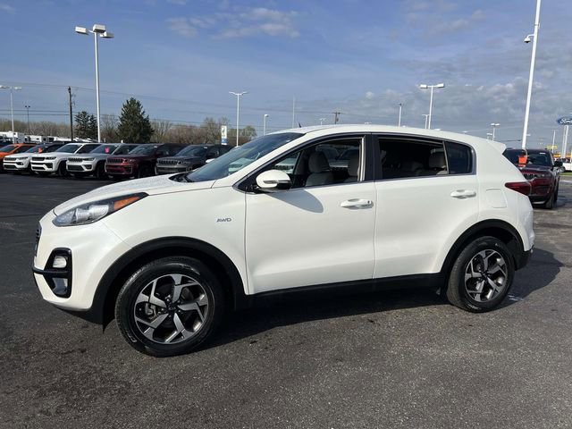 Used 2021 Kia Sportage LX w/ LX AWD Popular Package image 3