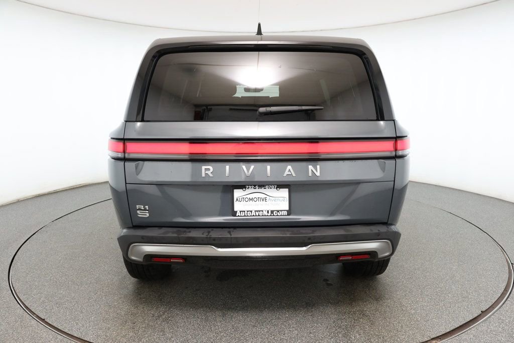Used 2024 Rivian R1S Adventure image 5