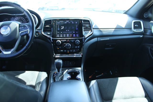 Used 2019 Jeep Grand Cherokee Altitude RWD image 13