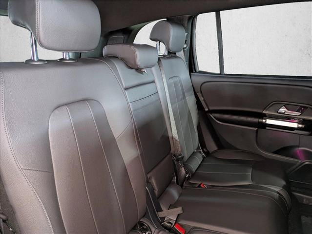 Used 2025 Mercedes-Benz GLB 250 image 20