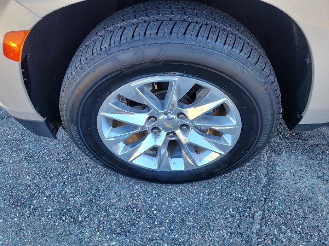 Used 2021 Chevrolet Tahoe Premier w/ Premium Package RWD image 6