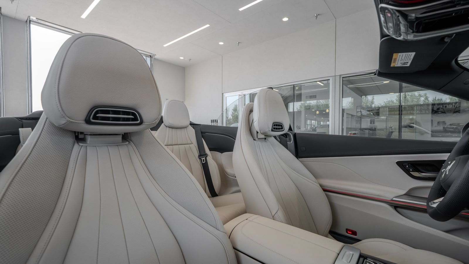 New 2026 Mercedes-Benz CLE 53 AMG 4MATIC Cabriolet image 36