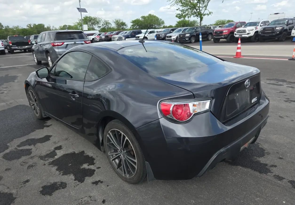 Used 2013 Scion FR-S image 2