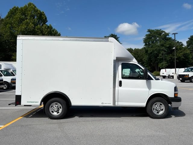 New 2026 Chevrolet Express 3500 w/ Power Convenience Package RWD image 9