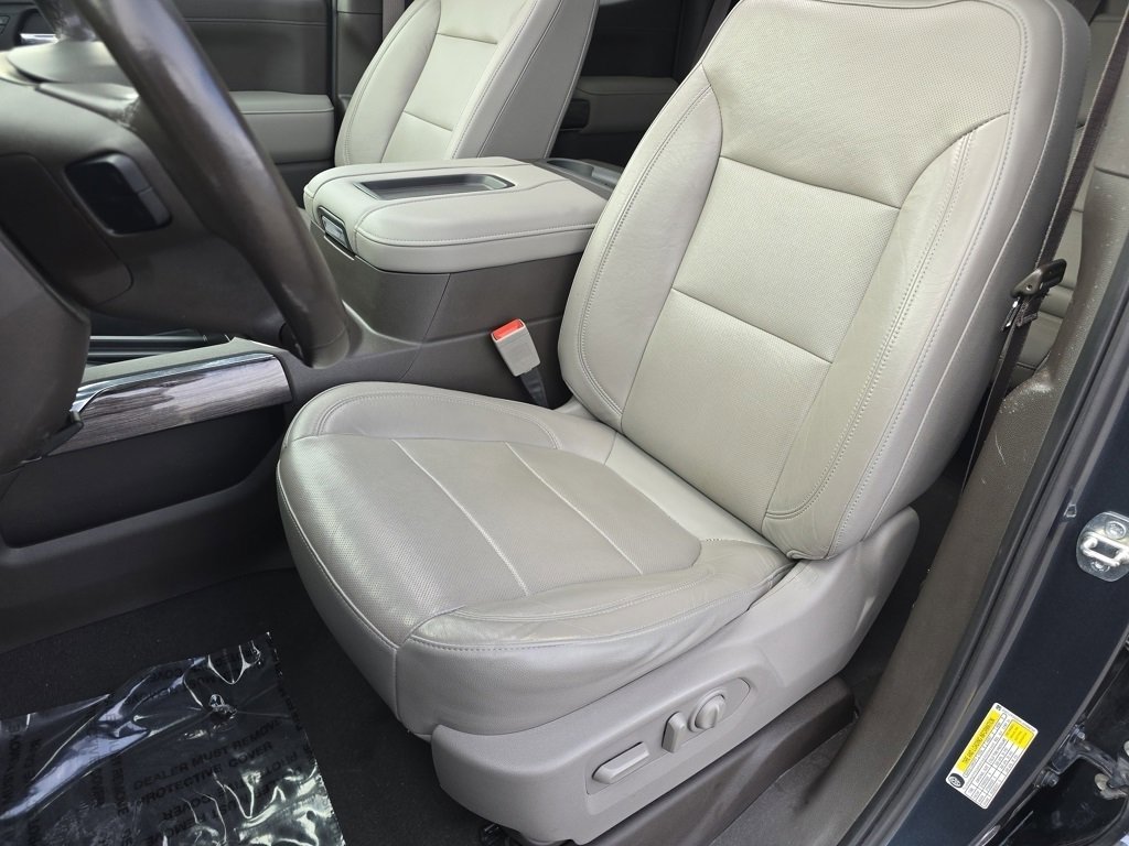 Used 2020 Chevrolet Silverado 1500 LTZ w/ LTZ Premium Package image 6