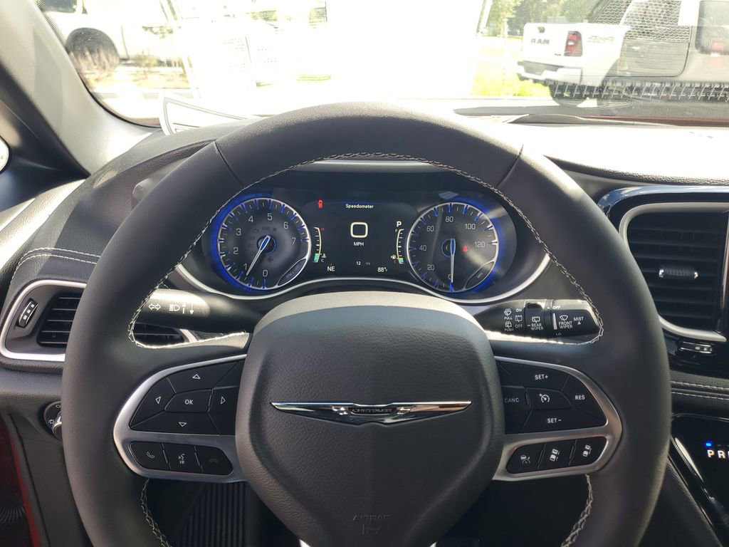 New 2025 Chrysler Pacifica Select FWD image 14