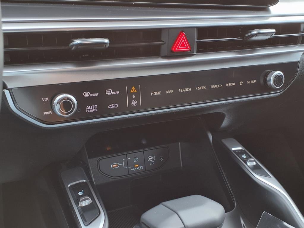 New 2025 Kia Sorento S image 15