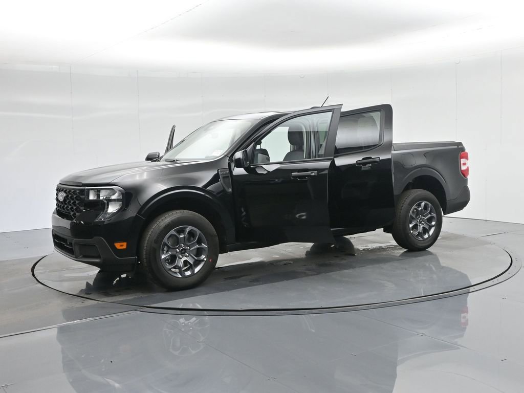Certified 2025 Ford Maverick XLT w/ XLT Luxury Package image 6