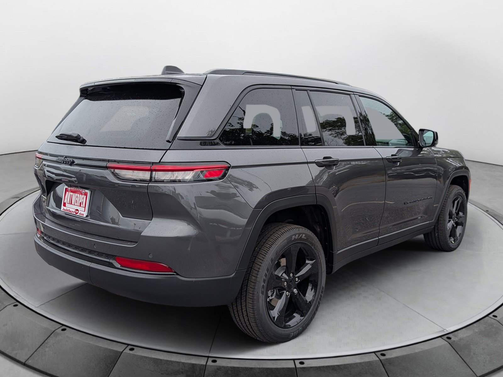 New 2025 Jeep Grand Cherokee Altitude AWD/4WD image 3