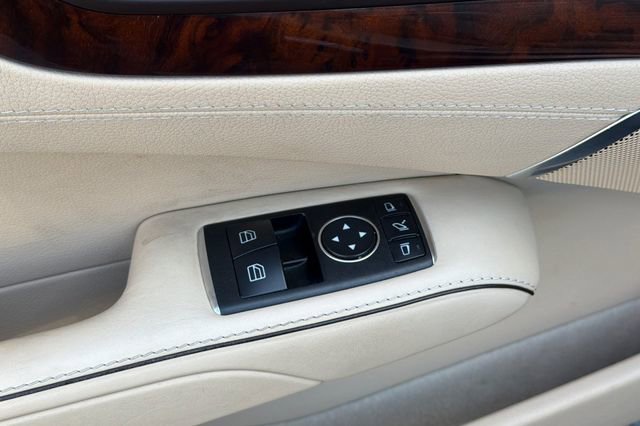 Used 2015 Mercedes-Benz SL 63 AMG image 12