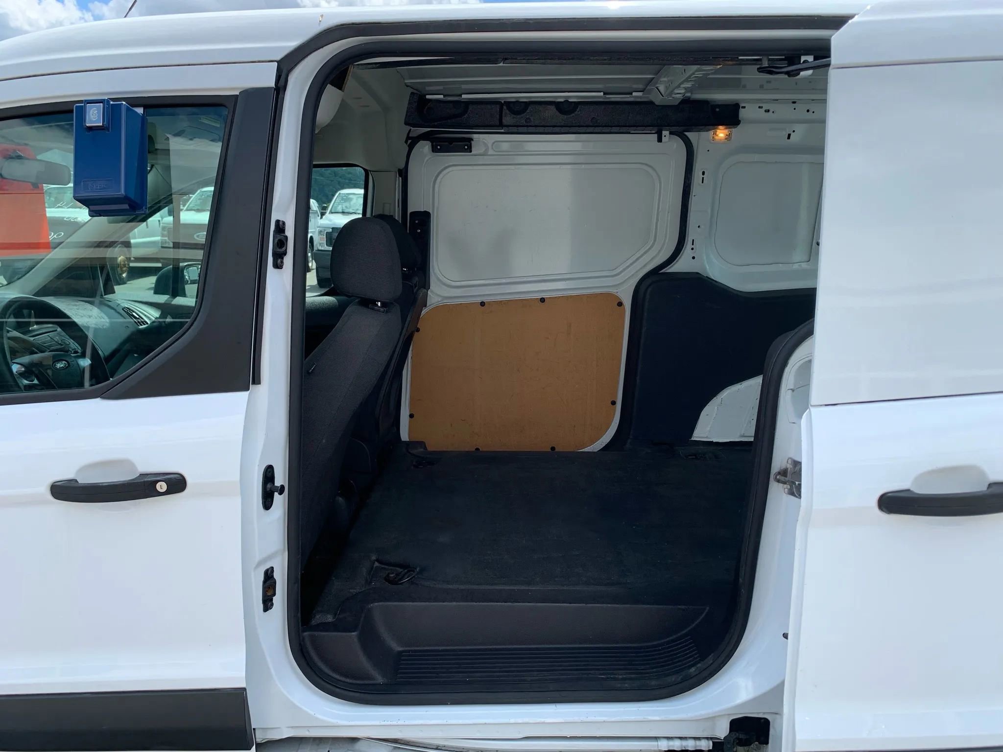 Used 2014 Ford Transit Connect XL image 21