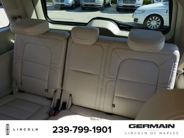 Used 2020 Lincoln Navigator Reserve w/ Luxury Package image 21