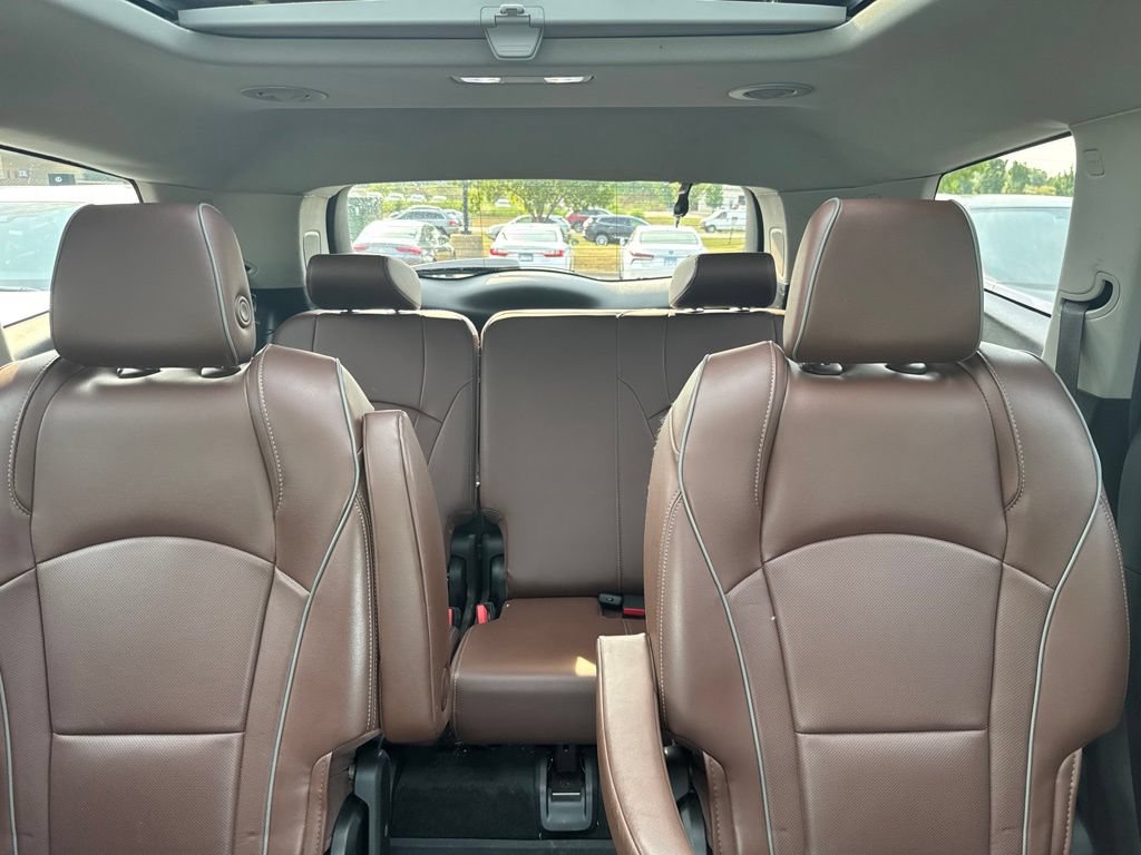 Used 2018 Buick Enclave Avenir w/ Avenir Technology Package AWD/4WD image 25