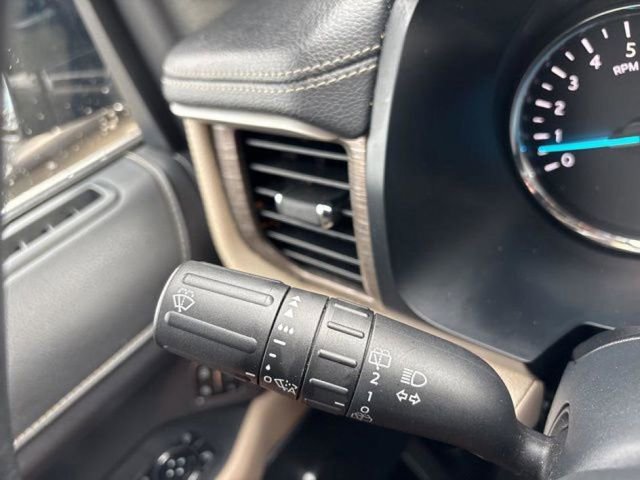 Used 2023 Ford Expedition Max Limited image 23